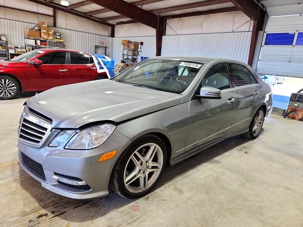 2013 MERCEDES-BENZ E — DSFA — Front 3/4