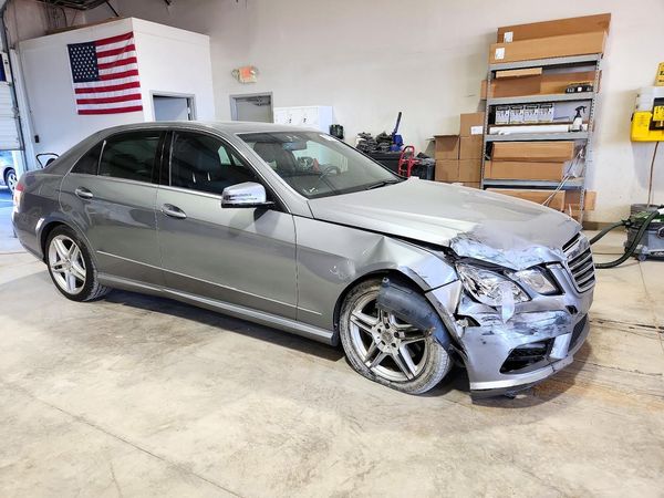 2013 MERCEDES-BENZ E E350 4-MATIC — Passenger 3/4