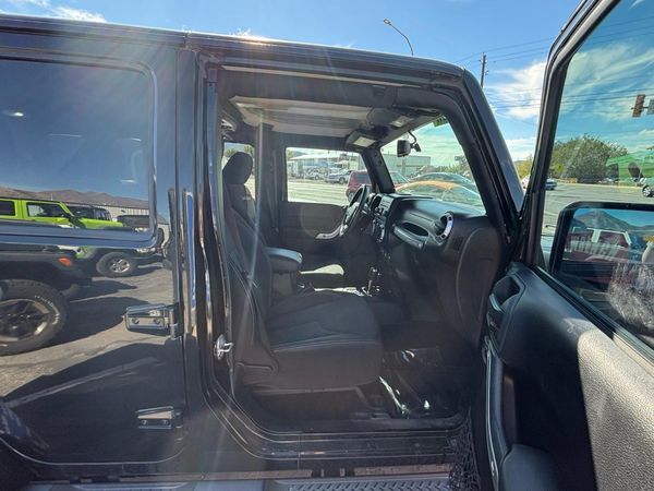 2014 JEEP WRANGLER Sahara