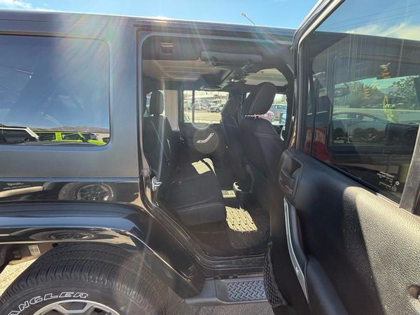 2014 JEEP WRANGLER Sahara