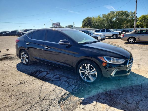 2017 HYUNDAI ELANTRA — Passenger 3/4
