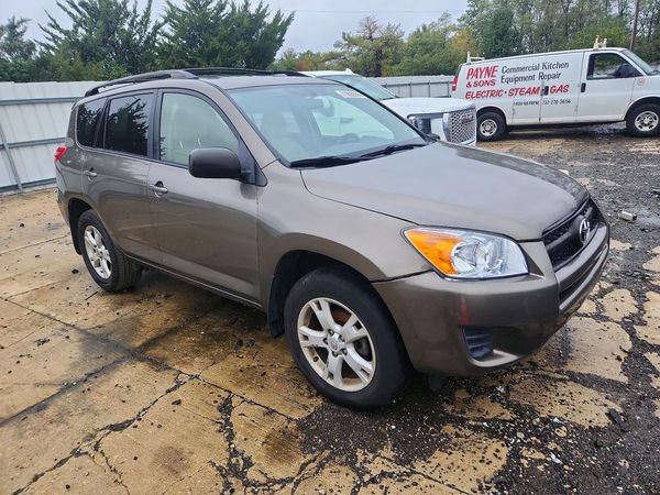 2012 TOYOTA RAV4 Standard — Passenger 3/4