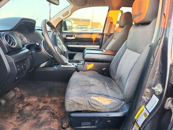 2014 TOYOTA TUNDRA SR5 — DENT