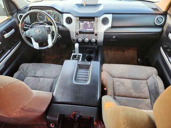 2014 TOYOTA TUNDRA SR5 — CKPT