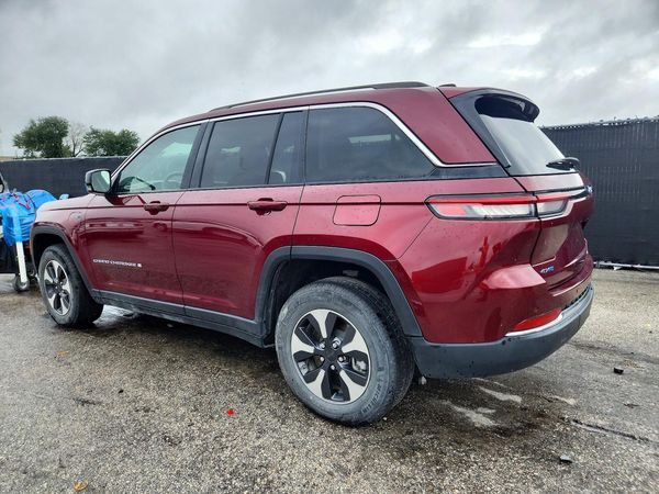 2023 JEEP CHEROKEE 4XE — DSRA