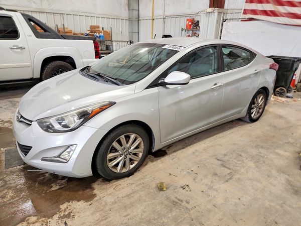 2016 HYUNDAI ELANTRA — Front 3/4