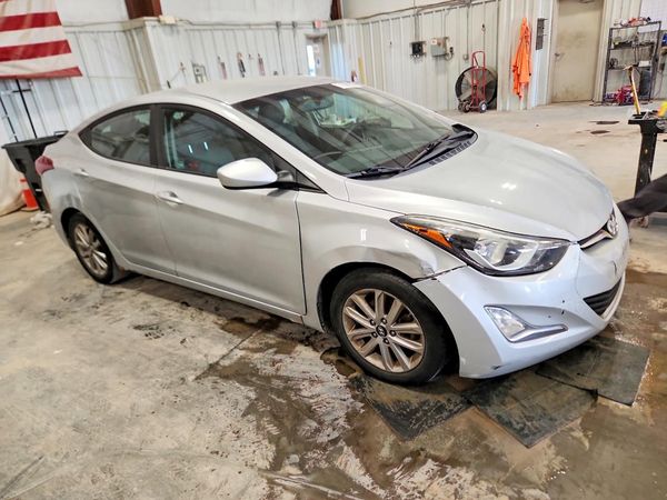 2016 HYUNDAI ELANTRA — Passenger 3/4