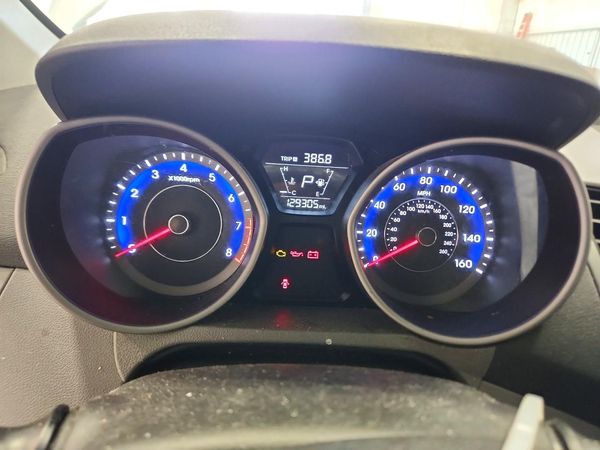 2016 HYUNDAI ELANTRA — ODOM