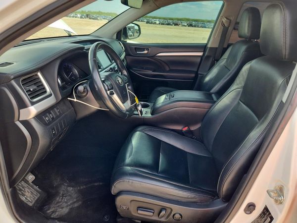2019 TOYOTA HIGHLANDER SE/XLE — DENT