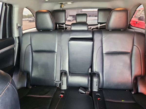 2019 TOYOTA HIGHLANDER SE/XLE — SUVN