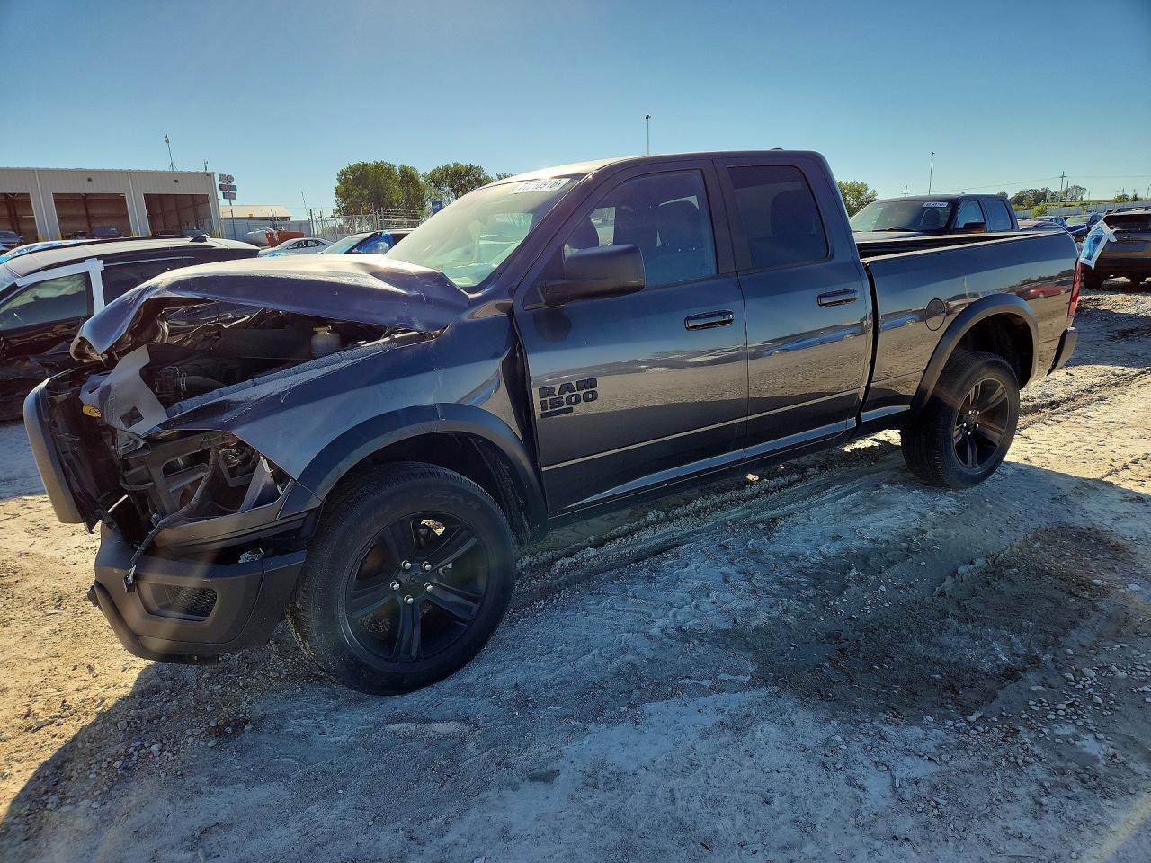 2022 RAM 1500 SLT — Front 3/4