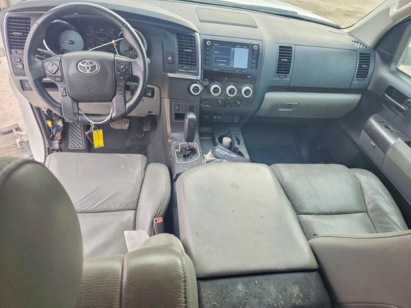 2021 TOYOTA SEQUOIA SR5 — CKPT