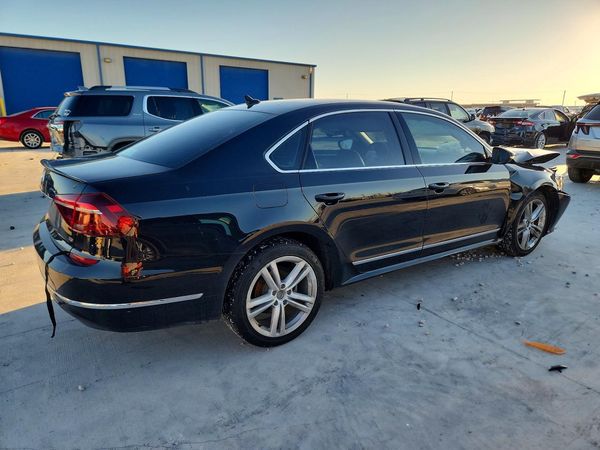 2017 VOLKSWAGEN PASSAT SE — PSRA