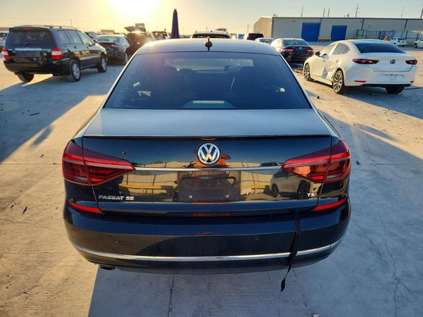 2017 VOLKSWAGEN PASSAT SE — DIRR