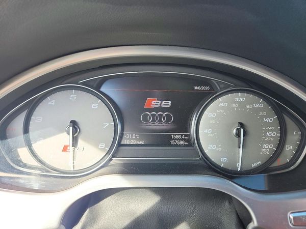 2013 AUDI S8 — ODOM