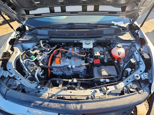 2026 CHEVROLET EQUINOX LT 1 PCY — Engine bay