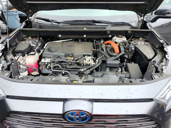 2021 TOYOTA RAV4 XSE HV — Engine bay