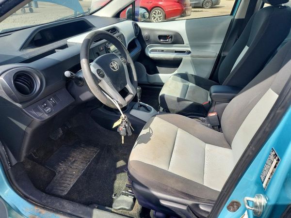 2012 TOYOTA PRIUS — DENT