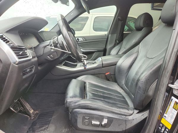 2021 BMW X5 xDrive40i — DENT