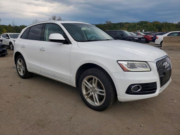 2017 AUDI Q5 quattro Premium — Passenger 3/4