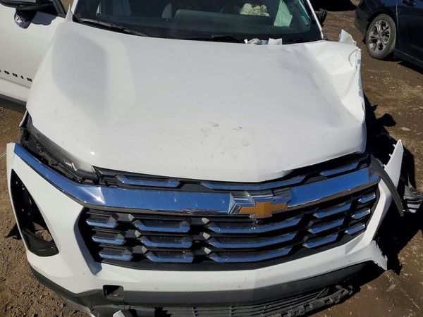 2026 CHEVROLET EQUINOX 1LT — Engine bay