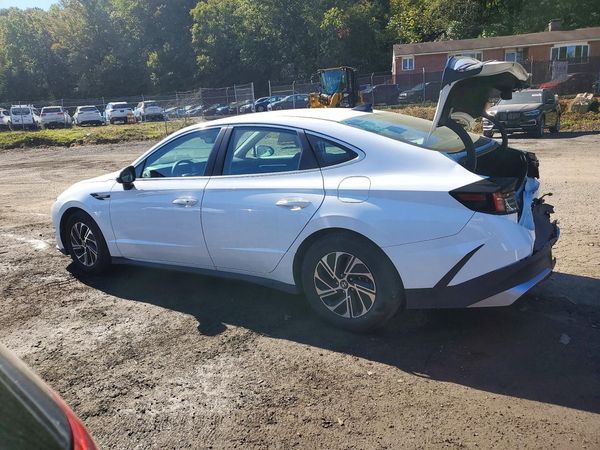 2026 HYUNDAI SONATA Blue — DSRA