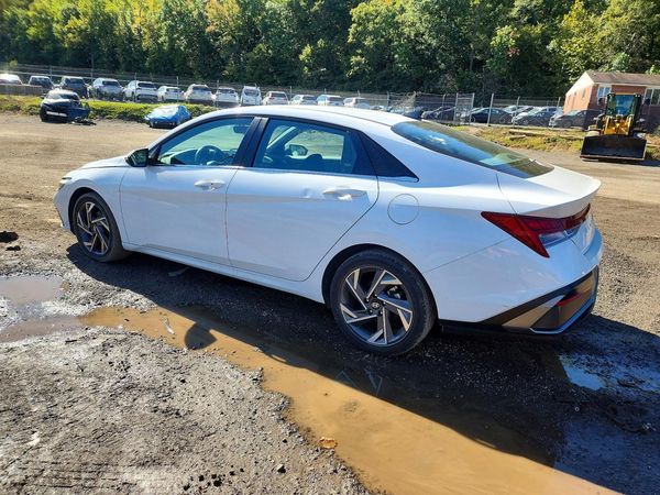 2025 HYUNDAI ELANTRA SEL Convenience — DSRA