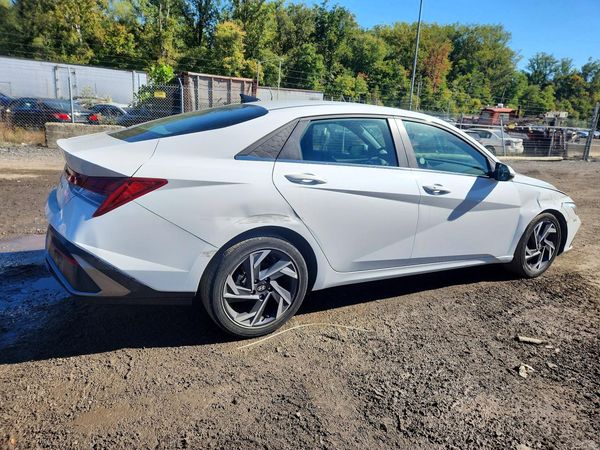2025 HYUNDAI ELANTRA SEL Convenience — PSRA