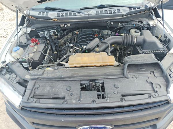 2020 FORD F150 — Engine bay