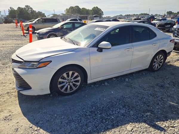 2018 TOYOTA CAMRY — DSFA — Front 3/4