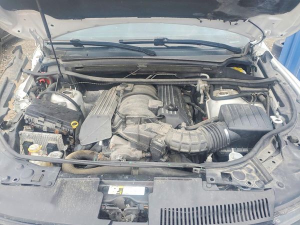 2018 DODGE DURANGO SRT — Engine bay