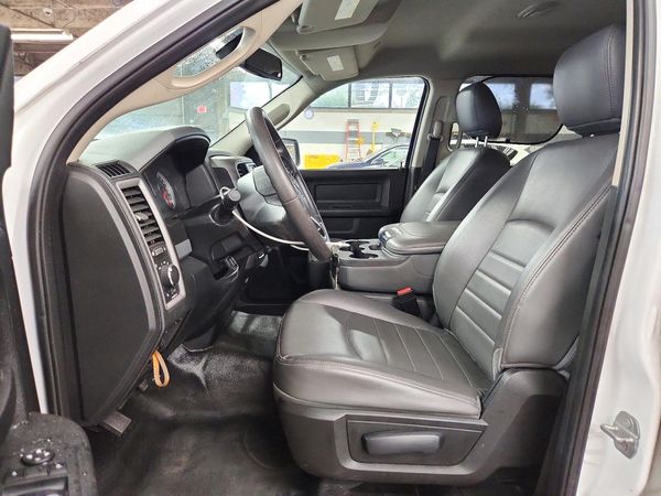 2018 RAM 1500 ST — DENT