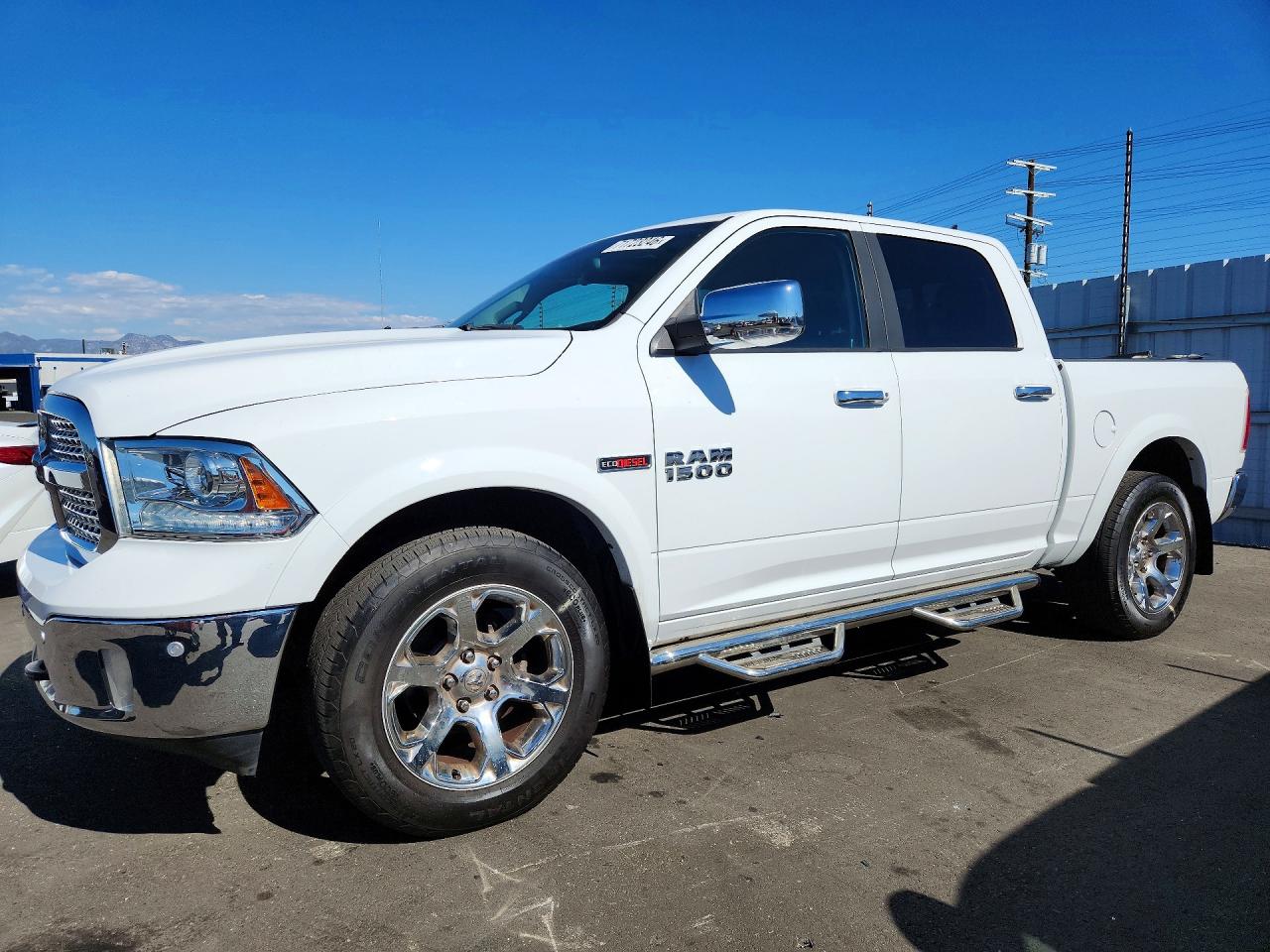 2018 RAM 1500 Laramie — Front 3/4