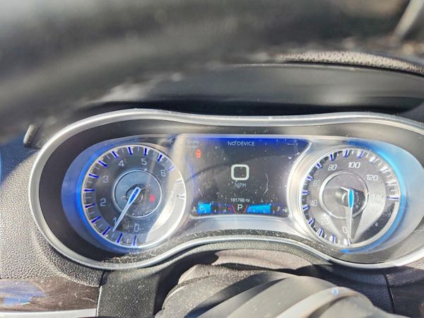 2016 CHRYSLER 300 Limited — ODOM