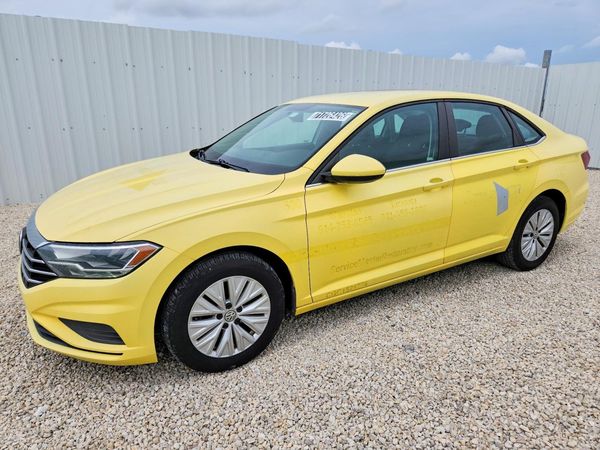 2019 VOLKSWAGEN JETTA S, SE, R-Line — Front 3/4