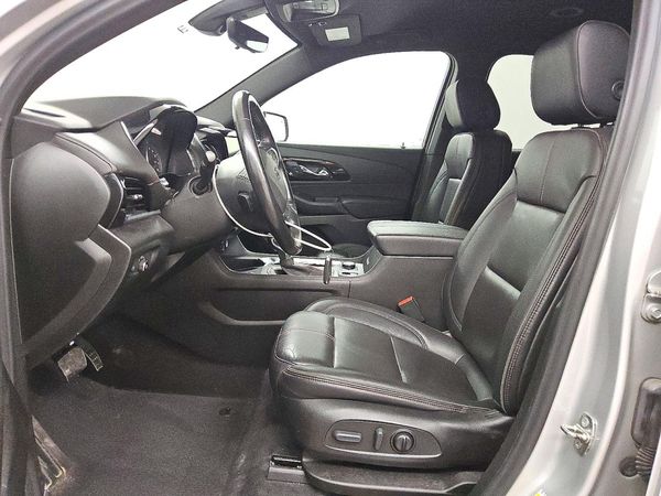 2022 CHEVROLET TRAVERSE RS — DENT