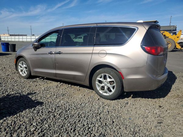 2018 CHRYSLER PACIFICA Touring Plus — DSRA