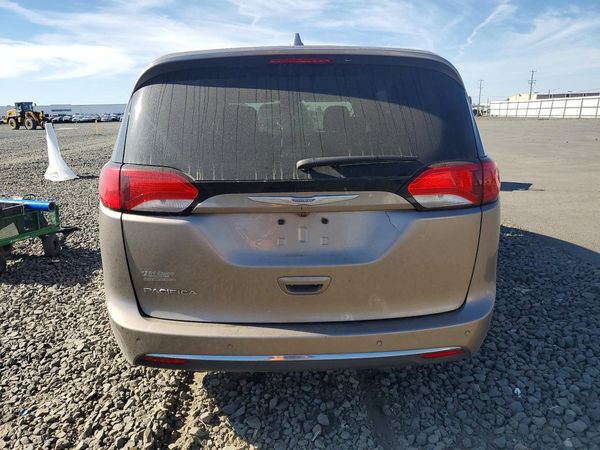 2018 CHRYSLER PACIFICA Touring Plus — DIRR