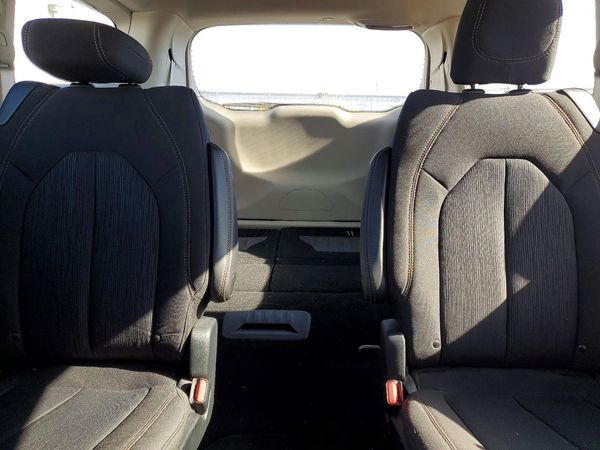 2018 CHRYSLER PACIFICA Touring Plus — SUVN