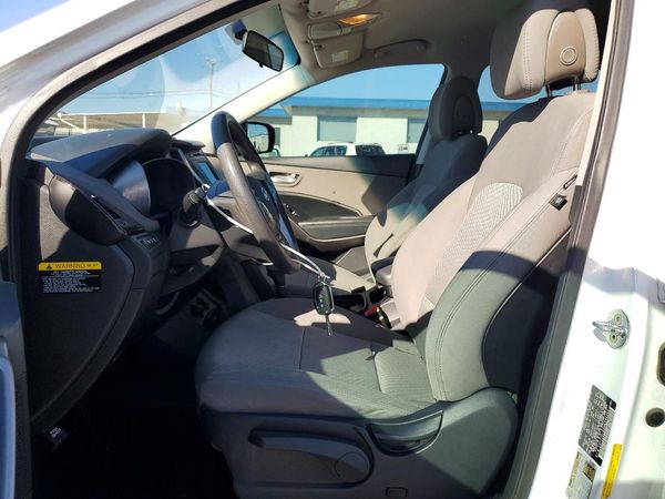 2017 HYUNDAI SANTA FE Base — DENT