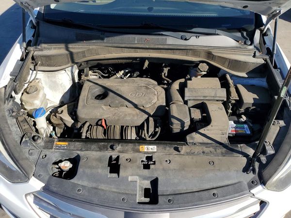2017 HYUNDAI SANTA FE Base — Engine bay