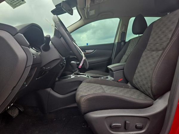 2019 NISSAN ROGUE SPORT — DENT