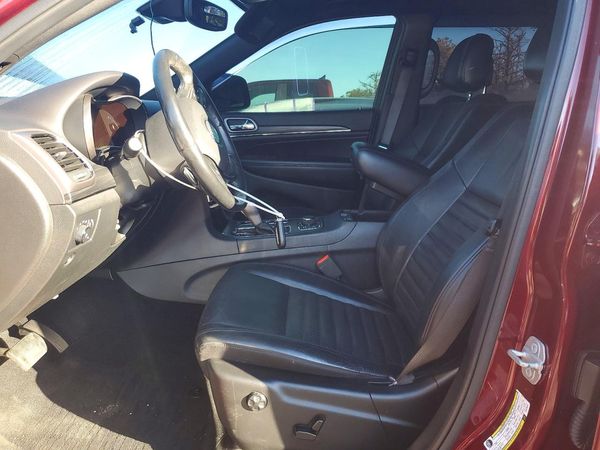 2019 JEEP CHEROKEE Limited — DENT