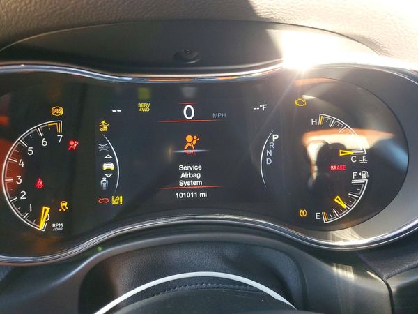 2019 JEEP CHEROKEE Limited — ODOM