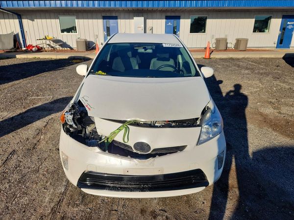 2015 TOYOTA PRIUS — DIRF