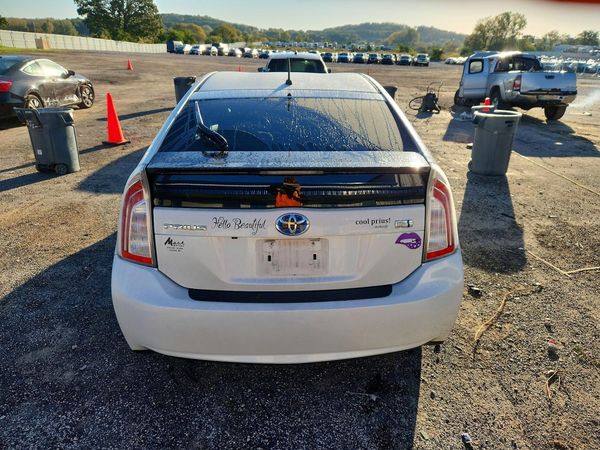 2015 TOYOTA PRIUS — DIRR