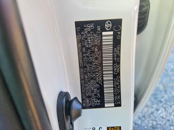 2015 TOYOTA PRIUS — VINS