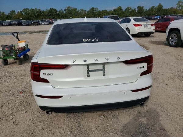 2019 VOLVO S60 Momentum — DIRR
