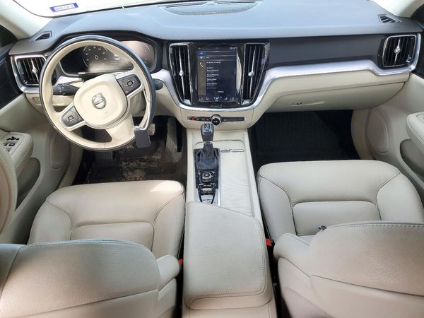 2019 VOLVO S60 Momentum — CKPT