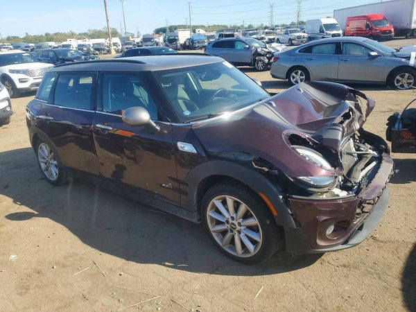 2017 MINI COOPER — Passenger 3/4